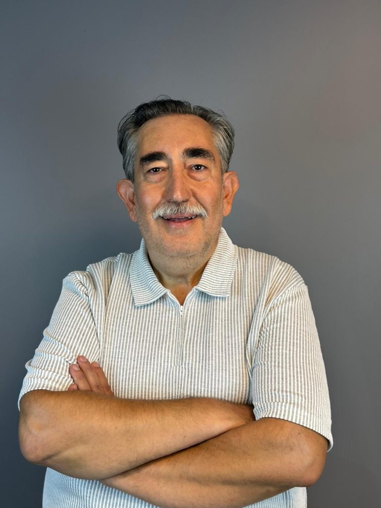 seslendirmeci akin ugur